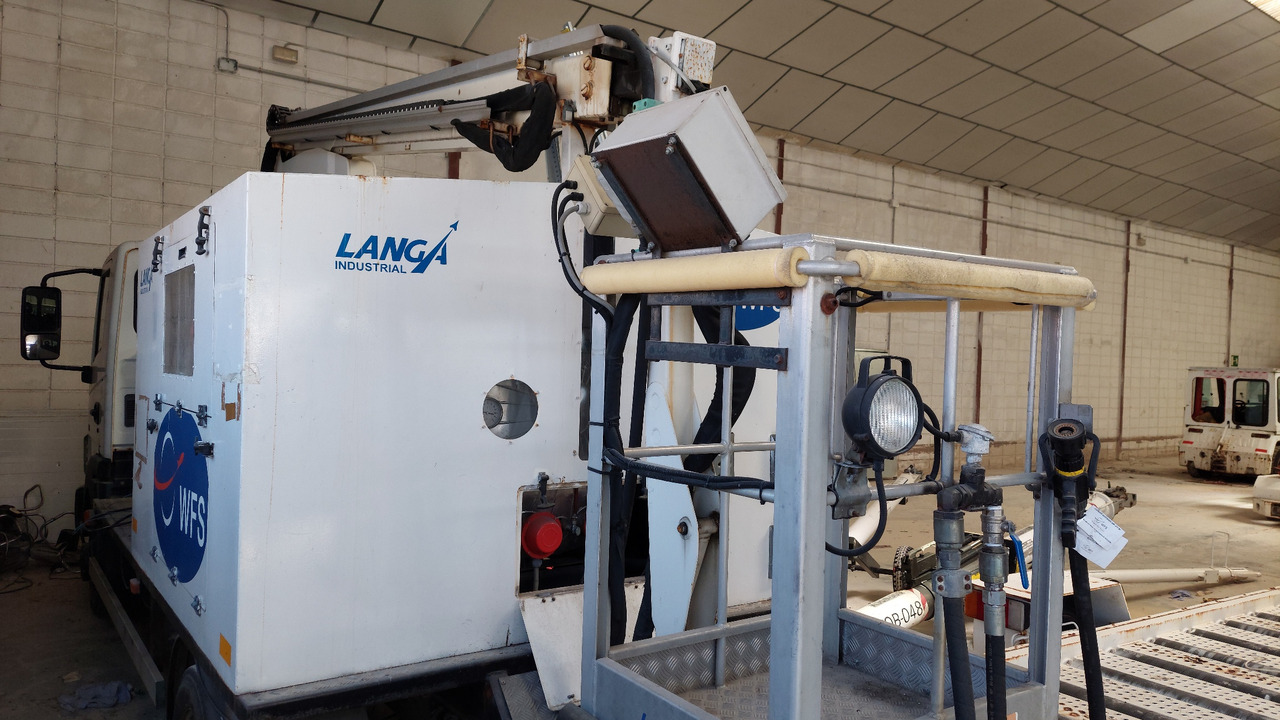 CDII/1000/GT12 Langa deicer - Vehículo de deshielo: foto 4 CDII/1000/GT12 Langa deicer - Vehículo de deshielo: foto 4