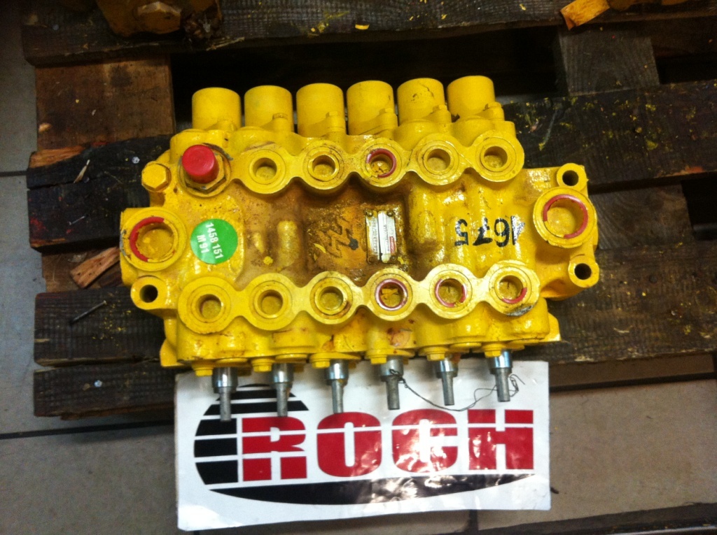 HYDRECO HAMWORTHY V11076D168X 1458 151 M91 539XB664CH - 6 SEKCYJNY - Válvula hidráulica para Maquinaria de construcción: foto 1 HYDRECO HAMWORTHY V11076D168X 1458 151 M91 539XB664CH - 6 SEKCYJNY - Válvula hidráulica para Maquinaria de construcción: foto 1