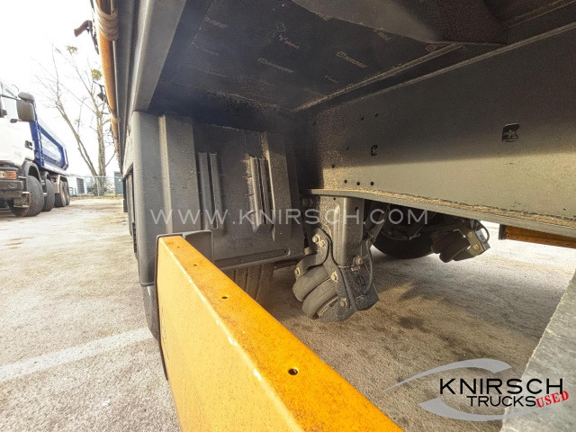 KRONE SDP27 Mega Liner / Lift / XL / Getränke / Daimler - Remolque con toldo: foto 2 KRONE SDP27 Mega Liner / Lift / XL / Getränke / Daimler - Remolque con toldo: foto 2