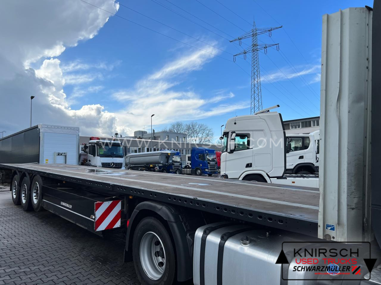 SCHWARZMUELLER Plateau Auflieger J-3A-125 - Semirremolque plataforma/ Caja abierta: foto 2 SCHWARZMUELLER Plateau Auflieger J-3A-125 - Semirremolque plataforma/ Caja abierta: foto 2