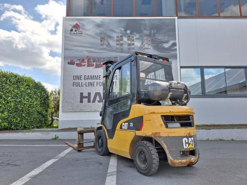 Caterpillar GP25NTD - Carretilla elevadora de gas: foto 4 Caterpillar GP25NTD - Carretilla elevadora de gas: foto 4