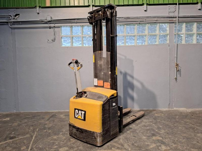 Caterpillar NSP16N - Apilador: foto 1 Caterpillar NSP16N - Apilador: foto 1