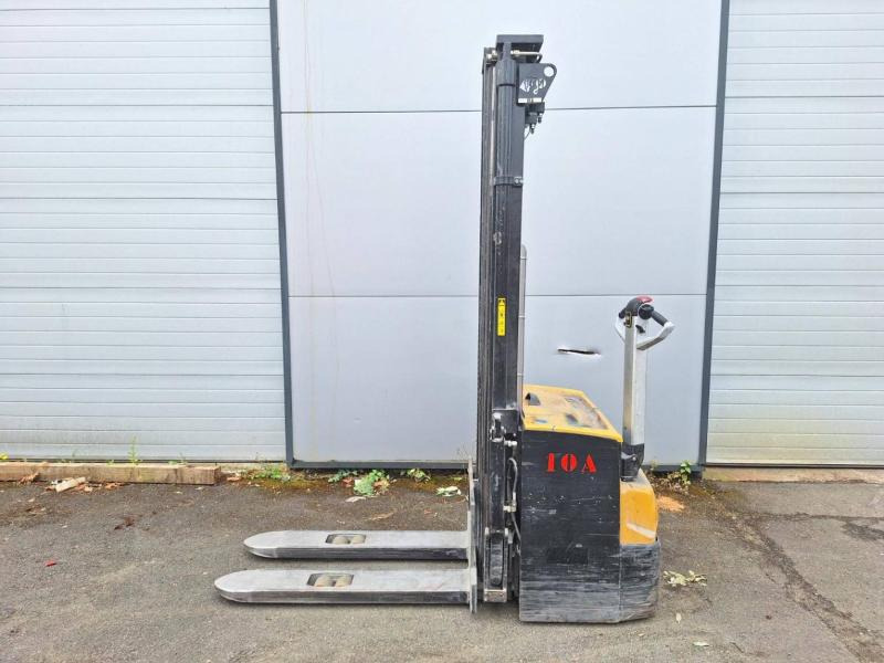 Caterpillar NSP16N2 - Apilador: foto 4 Caterpillar NSP16N2 - Apilador: foto 4