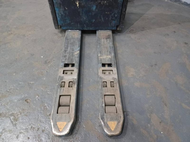 Arrendamiento de Crown GPC3020 Crown GPC3020: foto 8 Arrendamiento de Crown GPC3020 Crown GPC3020: foto 8