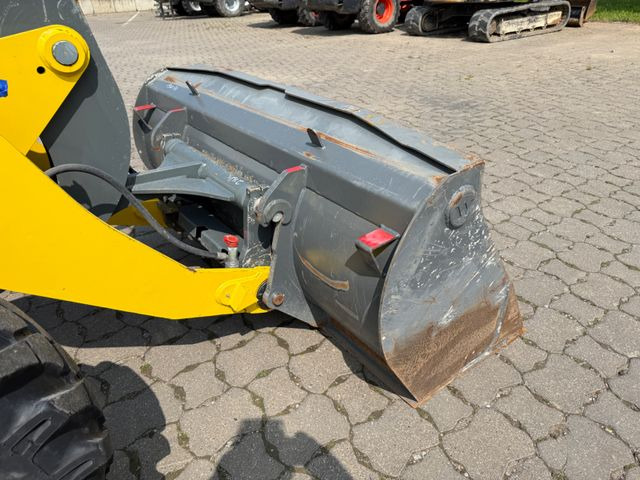 Wacker WL 44, BJ 22, 775 BH, Schaufel, Gabel, TOP - Cargadora de ruedas: foto 5 Wacker WL 44, BJ 22, 775 BH, Schaufel, Gabel, TOP - Cargadora de ruedas: foto 5