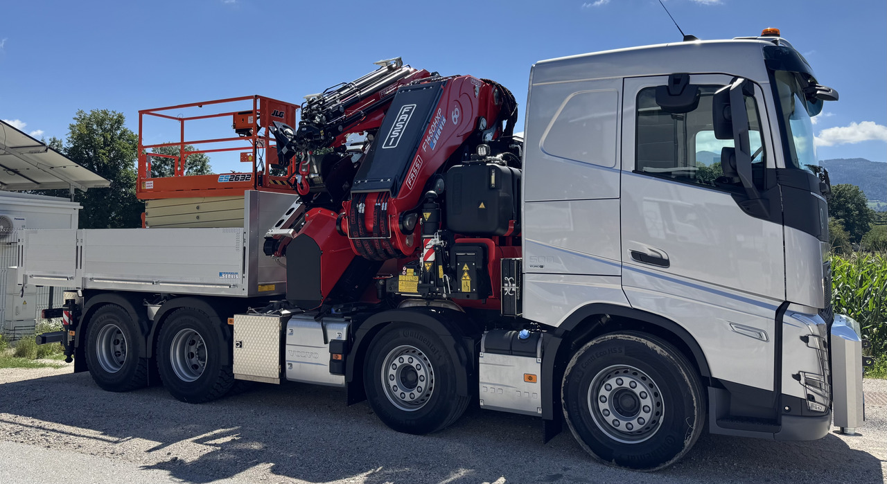 VOLVO Hiab Palfinger Fassi F1450-8 JIB-6 - Camión grúa: foto 2 VOLVO Hiab Palfinger Fassi F1450-8 JIB-6 - Camión grúa: foto 2