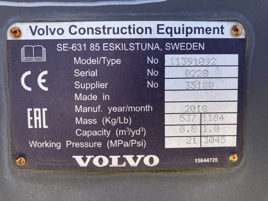 Volvo Klappschaufel mit Zähnen TPZ - Cazo: foto 5 Volvo Klappschaufel mit Zähnen TPZ - Cazo: foto 5