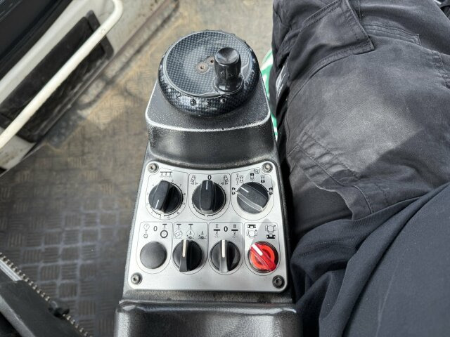 BOMAG BW 174 AP-4 AM Walze 12 Ton *Vibrator *Streuer - Rodillo: foto 2 BOMAG BW 174 AP-4 AM Walze 12 Ton *Vibrator *Streuer - Rodillo: foto 2