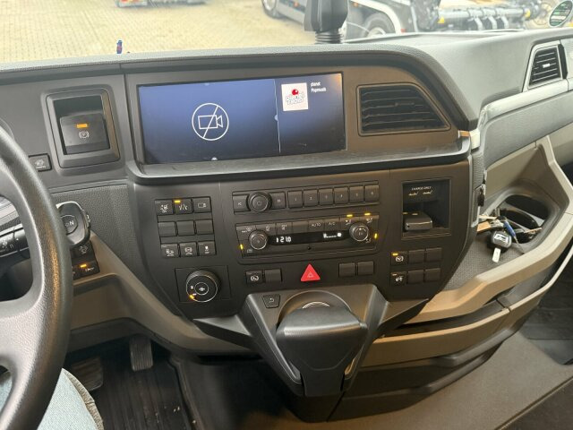 MAN TGX 18.470 4x4H SZM - Kipphyd. Euro 6 *Kippaufl. - Cabeza tractora: foto 4 MAN TGX 18.470 4x4H SZM - Kipphyd. Euro 6 *Kippaufl. - Cabeza tractora: foto 4