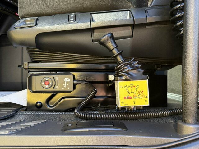 Mercedes-Benz ACTROS 1846 4x4 HAD Eur 6 Kipphydraulik Retarder - Cabeza tractora: foto 5 Mercedes-Benz ACTROS 1846 4x4 HAD Eur 6 Kipphydraulik Retarder - Cabeza tractora: foto 5