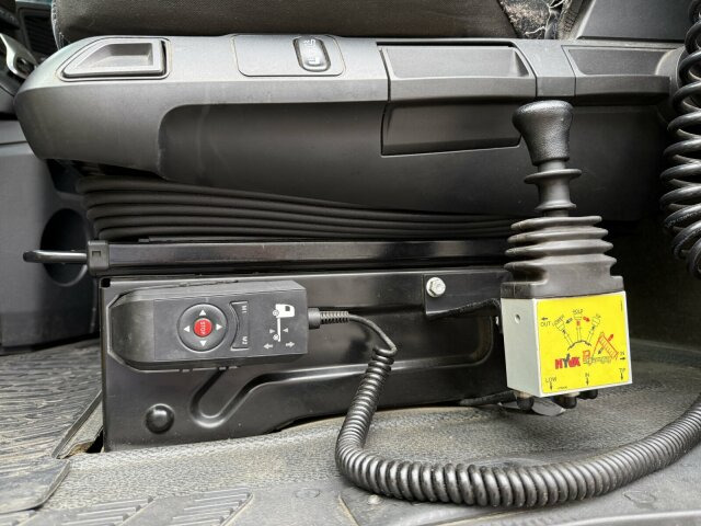 Mercedes-Benz ACTROS 1846 4x4 HAD Eur 6 Kipphydraulik Retarder - Cabeza tractora: foto 5 Mercedes-Benz ACTROS 1846 4x4 HAD Eur 6 Kipphydraulik Retarder - Cabeza tractora: foto 5