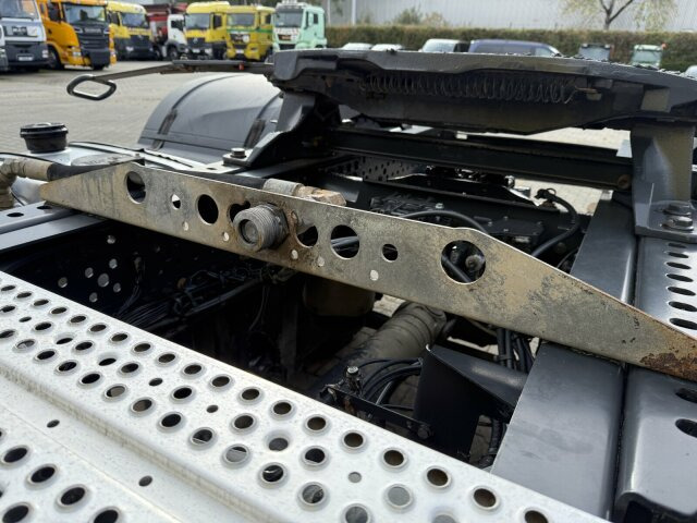 Cabeza tractora Mercedes-Benz ACTROS 1846 4x4 HAD Euro 6 Kipphydraulik: foto 7