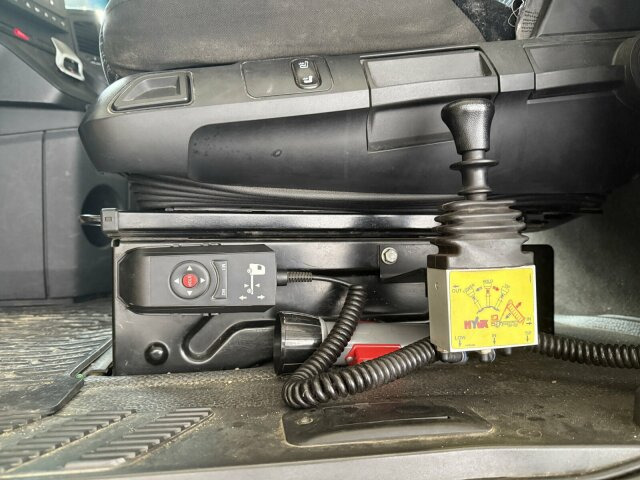 Mercedes-Benz ACTROS 1846 4x4 HAD Euro 6 Kipphydraulik - Cabeza tractora: foto 5 Mercedes-Benz ACTROS 1846 4x4 HAD Euro 6 Kipphydraulik - Cabeza tractora: foto 5