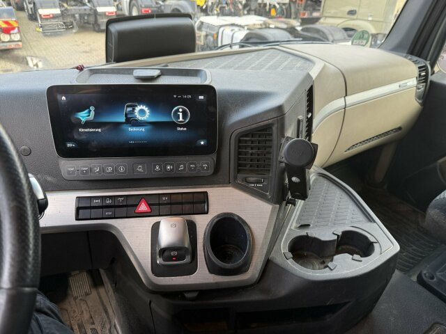 Mercedes-Benz ACTROS 1846 4x4 HAD Euro 6 Kipphydraulik - Cabeza tractora: foto 3 Mercedes-Benz ACTROS 1846 4x4 HAD Euro 6 Kipphydraulik - Cabeza tractora: foto 3