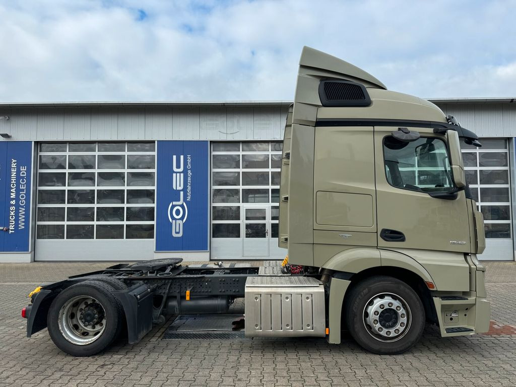 Mercedes-Benz Actros 1840 4x2 SZM Mega *Retarder - Cabeza tractora: foto 3 Mercedes-Benz Actros 1840 4x2 SZM Mega *Retarder - Cabeza tractora: foto 3