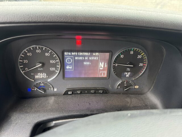 Mercedes-Benz Actros 1846 4x2 Euro 5 Retarder Kipphydraulik - Cabeza tractora: foto 3 Mercedes-Benz Actros 1846 4x2 Euro 5 Retarder Kipphydraulik - Cabeza tractora: foto 3