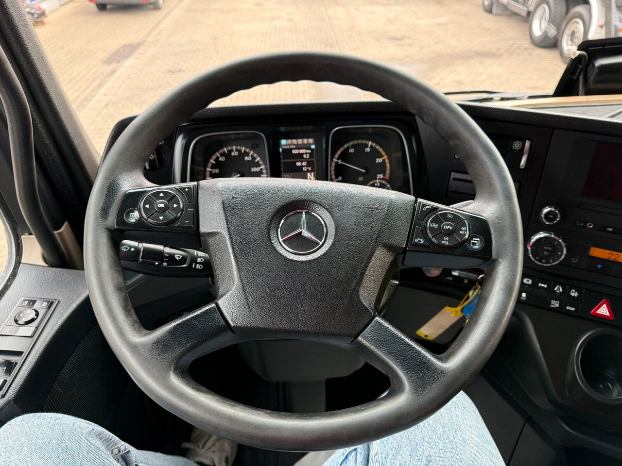 Cabeza tractora Mercedes-Benz MB Actros 1845 LS Sattelzugmaschine 4x2: foto 15