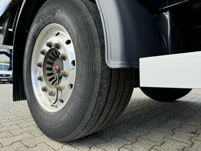 Dinkel DAP 18000 2 Achse Pritsche Plane - Remolque con toldo: foto 3 Dinkel DAP 18000 2 Achse Pritsche Plane - Remolque con toldo: foto 3