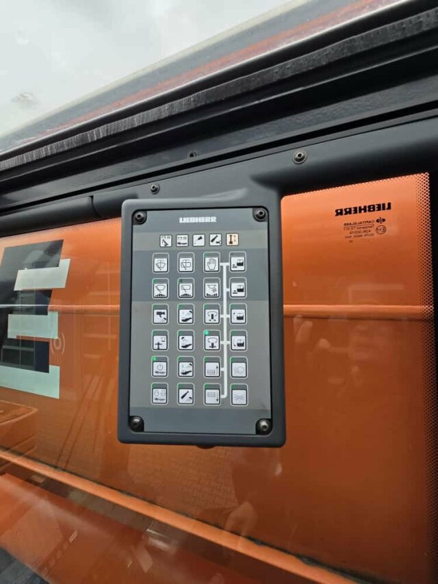 Liebherr LTM 1070-4.2 Autokran mit Spitze *TOP Zustand - Grúa todo terreno: foto 2 Liebherr LTM 1070-4.2 Autokran mit Spitze *TOP Zustand - Grúa todo terreno: foto 2