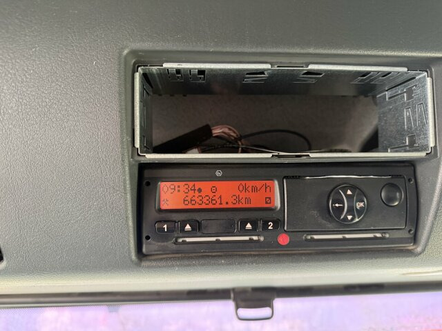 MAN TGS 26.400 6x6 MEILLER Kipper Schmitz EURO 5 - Camión volquete: foto 4 MAN TGS 26.400 6x6 MEILLER Kipper Schmitz EURO 5 - Camión volquete: foto 4