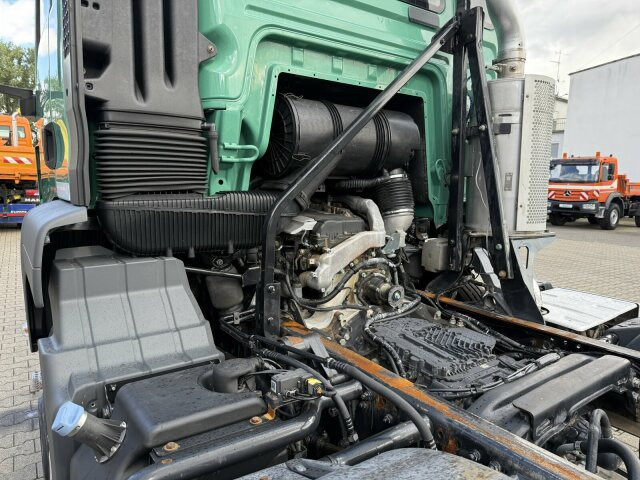 MAN TGS 35.420 8x4 Euro 6C Fahrgestell Betonmischer - Camión chasis: foto 5 MAN TGS 35.420 8x4 Euro 6C Fahrgestell Betonmischer - Camión chasis: foto 5