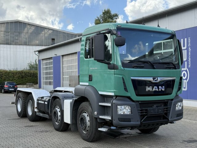 MAN TGS 35.420 8x4 Euro 6C Fahrgestell Betonmischer - Camión chasis: foto 1 MAN TGS 35.420 8x4 Euro 6C Fahrgestell Betonmischer - Camión chasis: foto 1