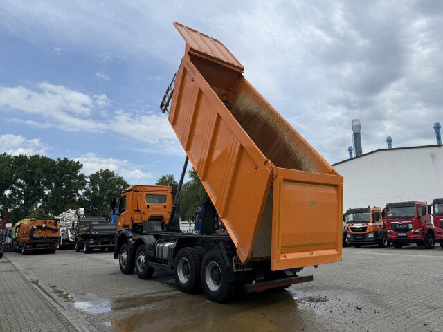 Mercedes-Benz AROCS 4851 8x6 Euro 6 Gesteinkipper MEILLER 25m³ - Camión volquete: foto 3 Mercedes-Benz AROCS 4851 8x6 Euro 6 Gesteinkipper MEILLER 25m³ - Camión volquete: foto 3