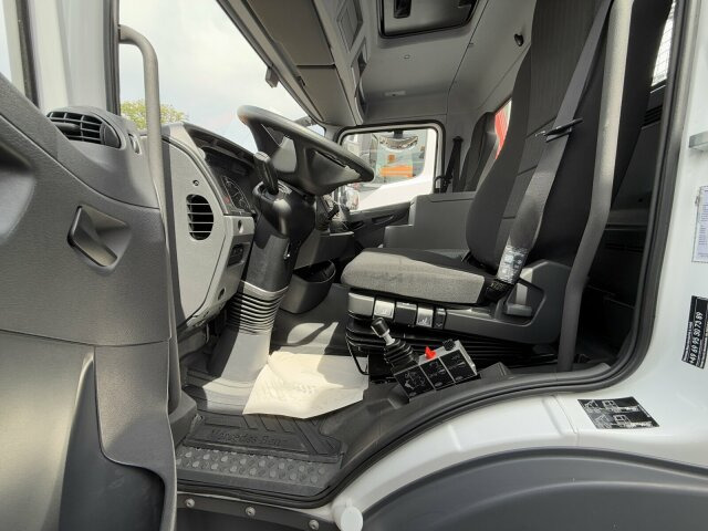 Mercedes-Benz ATEGO 818 4x2 Euro 6 Kipper Kran FASSI F65B.0.22 - Furgoneta basculante: foto 5 Mercedes-Benz ATEGO 818 4x2 Euro 6 Kipper Kran FASSI F65B.0.22 - Furgoneta basculante: foto 5