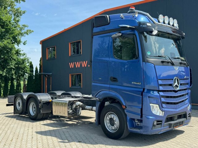 Mercedes-Benz Actros 2563 Euro6 L ENA - Camión chasis: foto 1 Mercedes-Benz Actros 2563 Euro6 L ENA - Camión chasis: foto 1