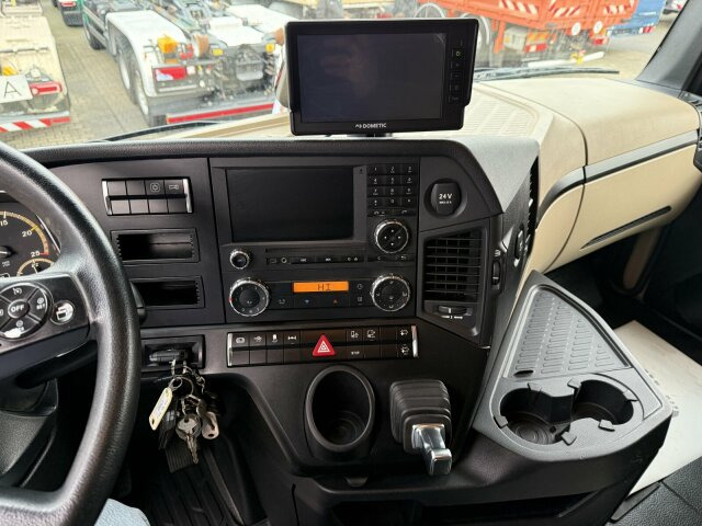 Mercedes-Benz Actros 4x2 Pritsche Plane Laderampe + Anhänger - Camión lona: foto 4 Mercedes-Benz Actros 4x2 Pritsche Plane Laderampe + Anhänger - Camión lona: foto 4