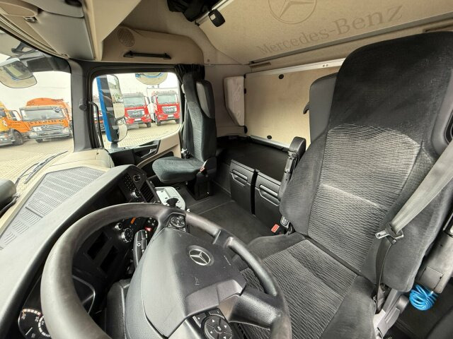 Camión lona, Camión grúa Mercedes-Benz Actros 6x2 Pritsche Kran Palfinger PK34002 + JIB: foto 14