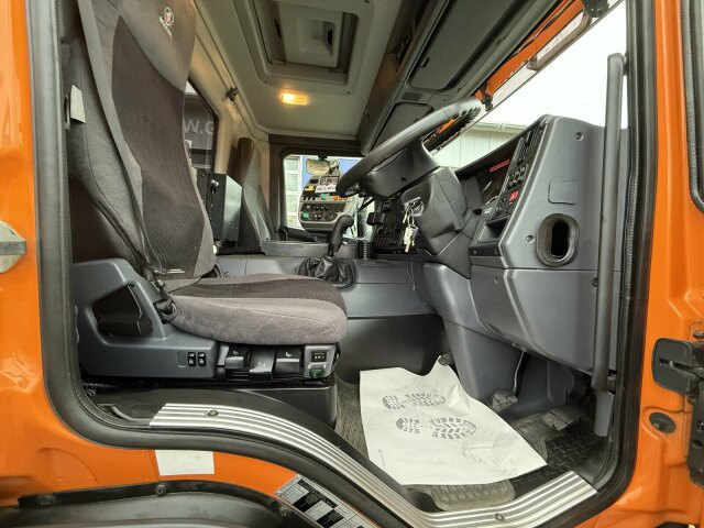 Barredora vial Scania P230 Kehrmaschine Johnston VT605- 6 M³: foto 14 Barredora vial Scania P230 Kehrmaschine Johnston VT605- 6 M³: foto 14