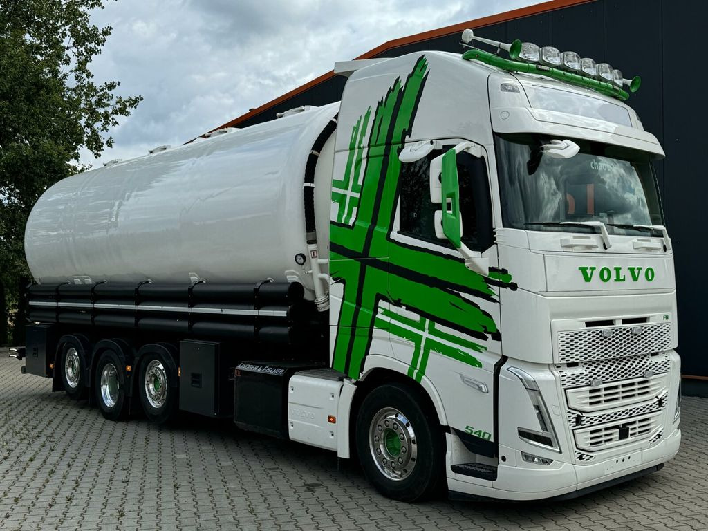 Camión cisterna Volvo FH 540 8x2 Silo Lindner Fischer Pellets 35000 L: foto 1