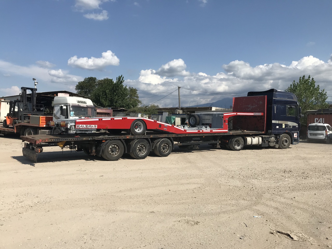 Semirremolque portavehículos nuevo KALEPAR LKW/TRUCK TRANSPORTER: foto 8