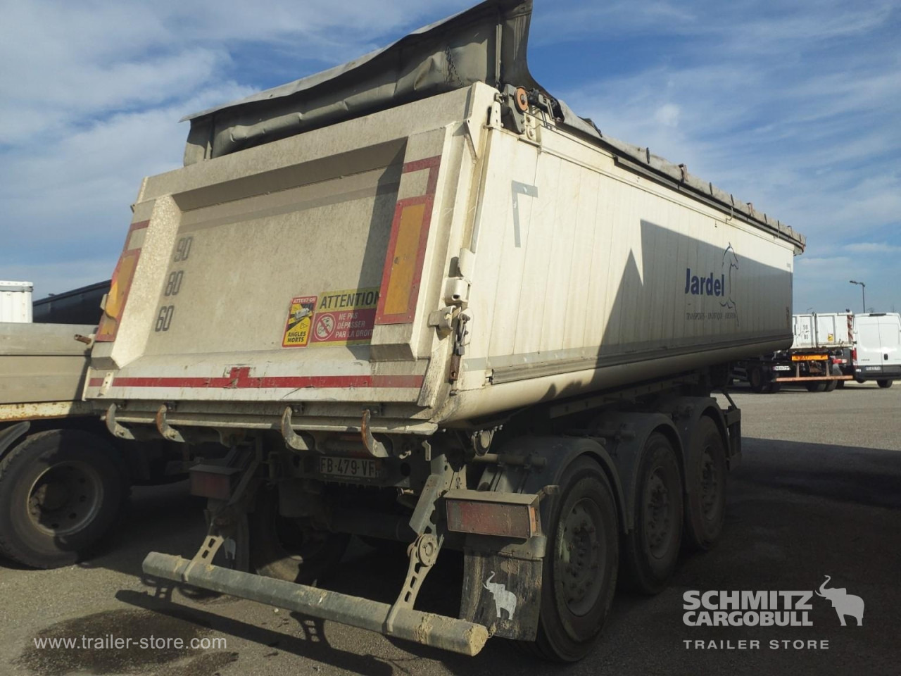 SCHMITZ Tipper Alu-square sided body 24m³ - Semirremolque volquete: foto 4 SCHMITZ Tipper Alu-square sided body 24m³ - Semirremolque volquete: foto 4