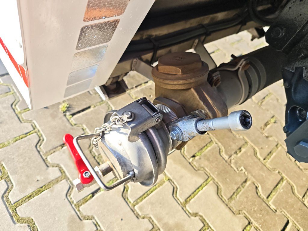 Camión de basura Isuzu Small CONTAINER WASHER Containerreiniger - FARID: foto 38 Camión de basura Isuzu Small CONTAINER WASHER Containerreiniger - FARID: foto 38