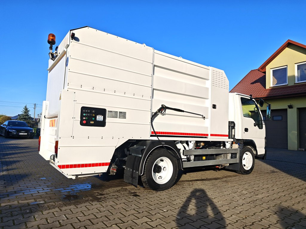 Camión de basura Isuzu Small CONTAINER WASHER Containerreiniger - FARID: foto 11 Camión de basura Isuzu Small CONTAINER WASHER Containerreiniger - FARID: foto 11