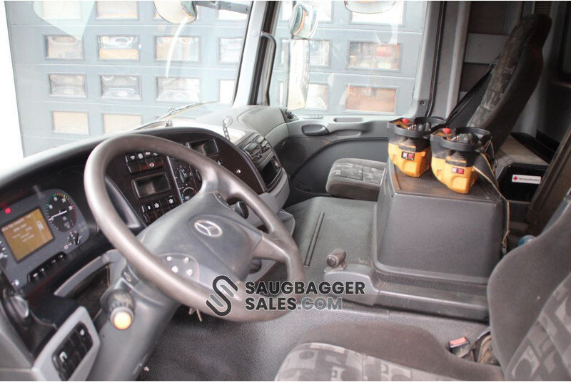 Limpieza de alcantarillado Mercedes-Benz Actros 4144 RSP 2006 Saugbagger: foto 12 Limpieza de alcantarillado Mercedes-Benz Actros 4144 RSP 2006 Saugbagger: foto 12