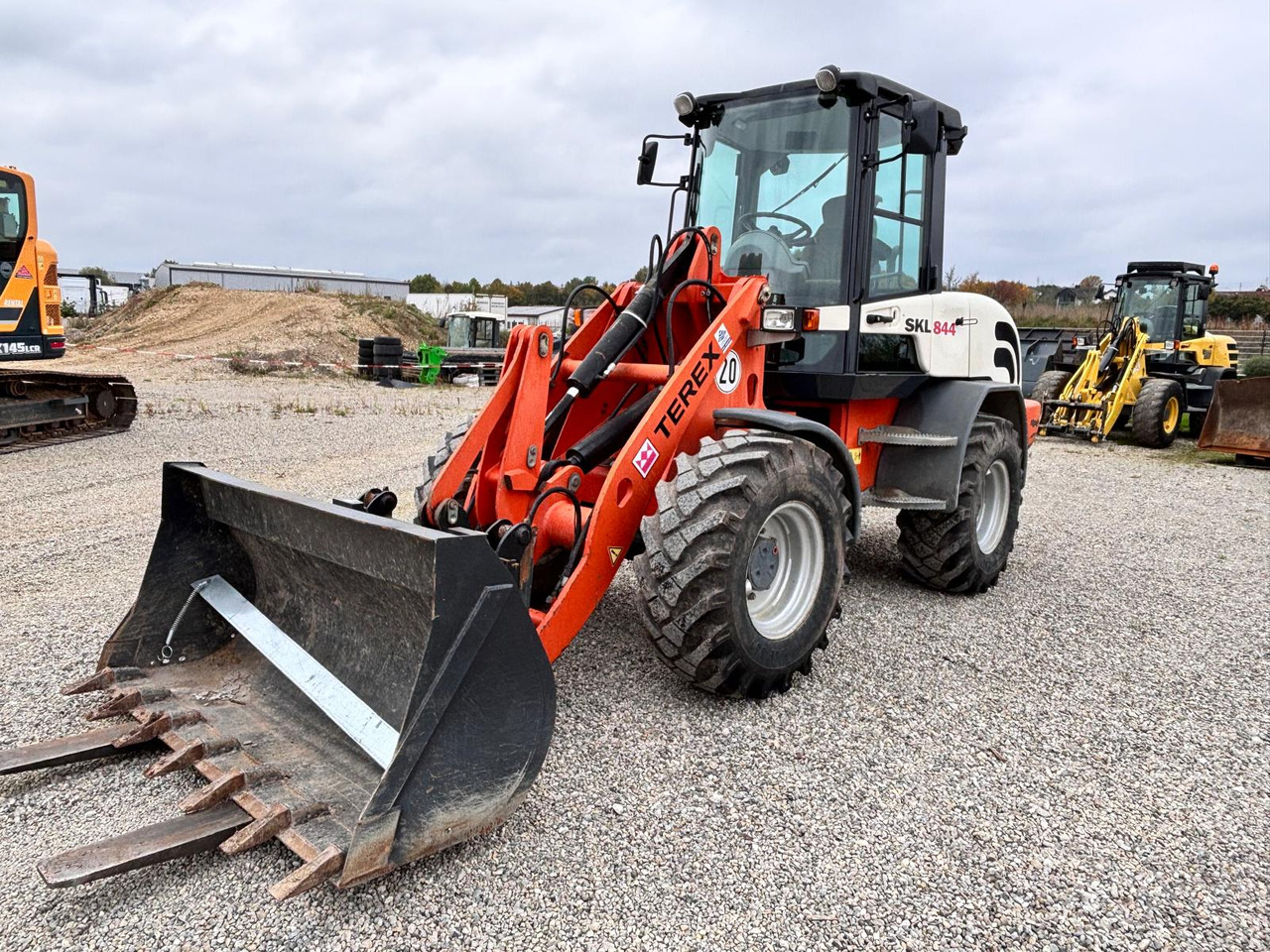 TEREX TL 100 - Cargadora de ruedas: foto 1 TEREX TL 100 - Cargadora de ruedas: foto 1