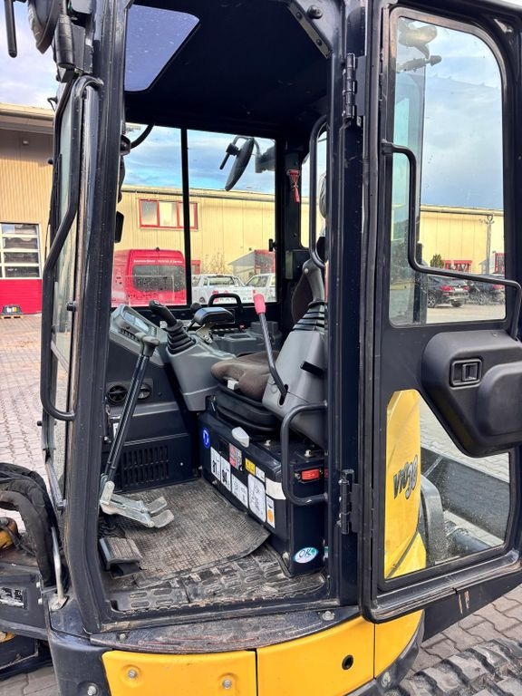 Yanmar Vio38-6 - Miniexcavadora: foto 5 Yanmar Vio38-6 - Miniexcavadora: foto 5