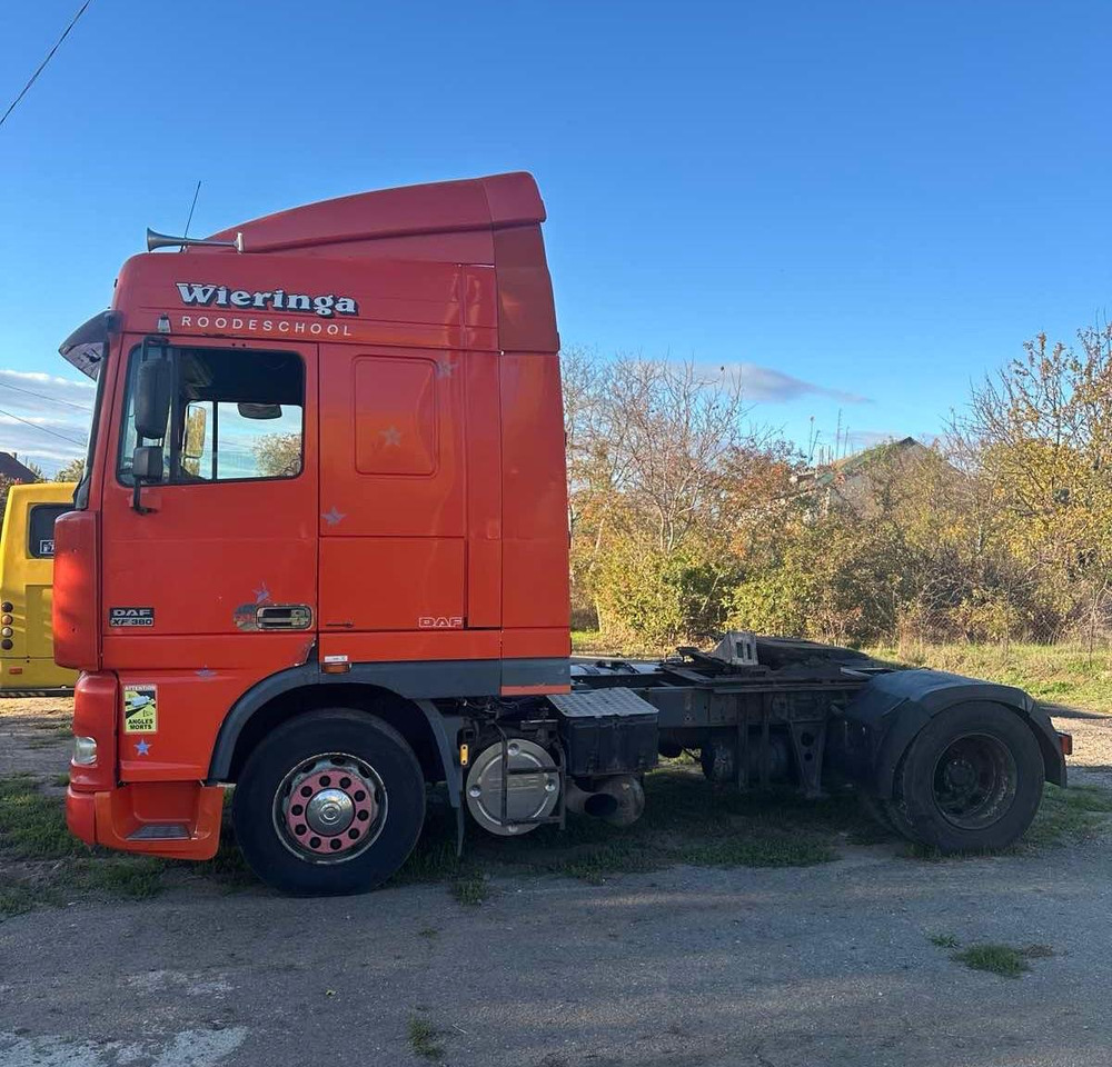 DAF XF 95.380 - Cabeza tractora: foto 4 DAF XF 95.380 - Cabeza tractora: foto 4