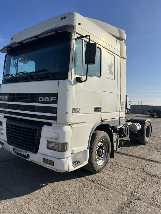 DAF XF 95.430 - Cabeza tractora: foto 2 DAF XF 95.430 - Cabeza tractora: foto 2