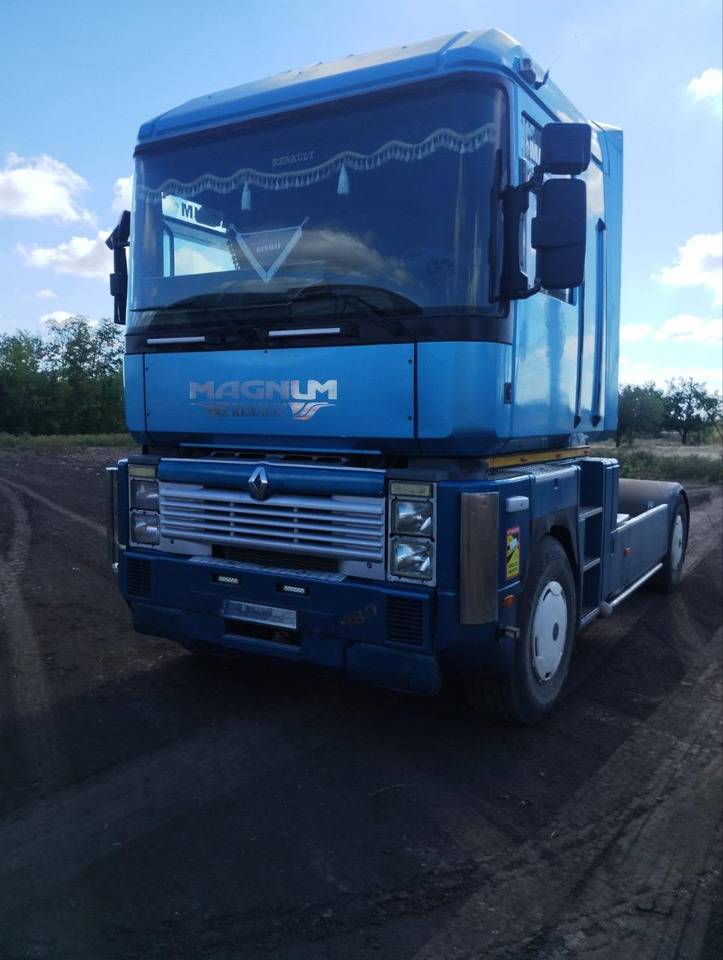RENAULT Magnum 480 - Cabeza tractora: foto 5 RENAULT Magnum 480 - Cabeza tractora: foto 5