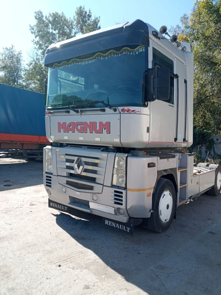 RENAULT Magnum 480 - Cabeza tractora: foto 3 RENAULT Magnum 480 - Cabeza tractora: foto 3