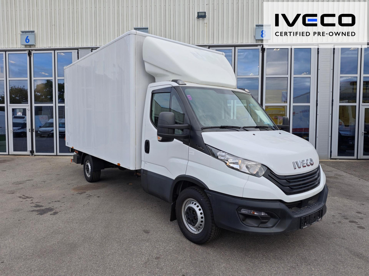 IVECO Koffer-LBW - Camión chasis: foto 5 IVECO Koffer-LBW - Camión chasis: foto 5