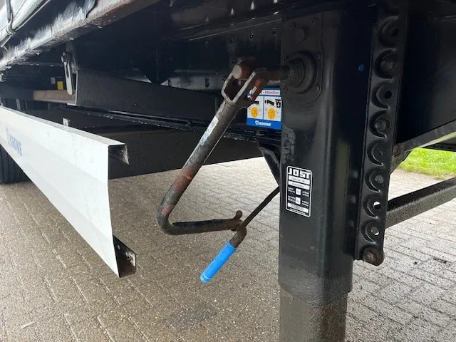 Krone 10x XL Krone mega vario schuifzeil trailer Duits kenteken - Semirremolque caja cerrada: foto 5 Krone 10x XL Krone mega vario schuifzeil trailer Duits kenteken - Semirremolque caja cerrada: foto 5