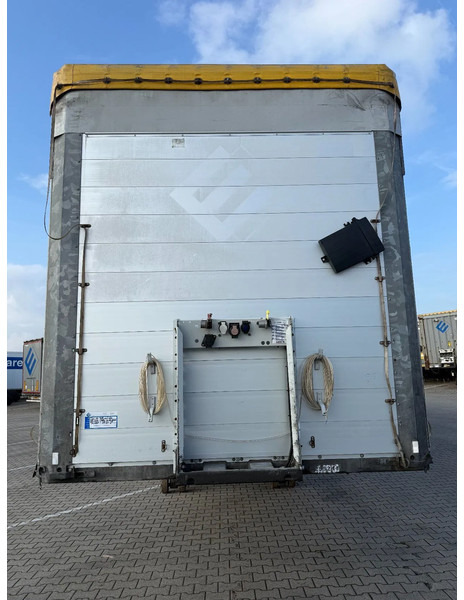 Schmitz Cargobull 2016 / 2017 XL COIL TRAILER SCB*S3T - Semirremolque lona: foto 3 Schmitz Cargobull 2016 / 2017 XL COIL TRAILER SCB*S3T - Semirremolque lona: foto 3
