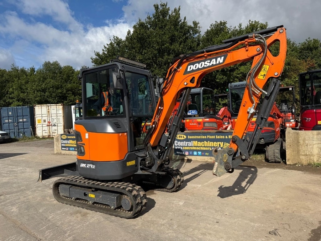 Doosan DX27Z-7 - Miniexcavadora: foto 2 Doosan DX27Z-7 - Miniexcavadora: foto 2