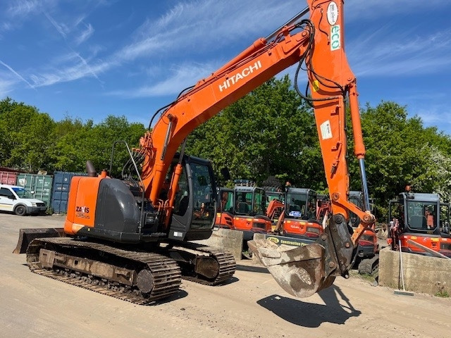 Hitachi ZX 135 US 5-B - Excavadora de cadenas: foto 3 Hitachi ZX 135 US 5-B - Excavadora de cadenas: foto 3