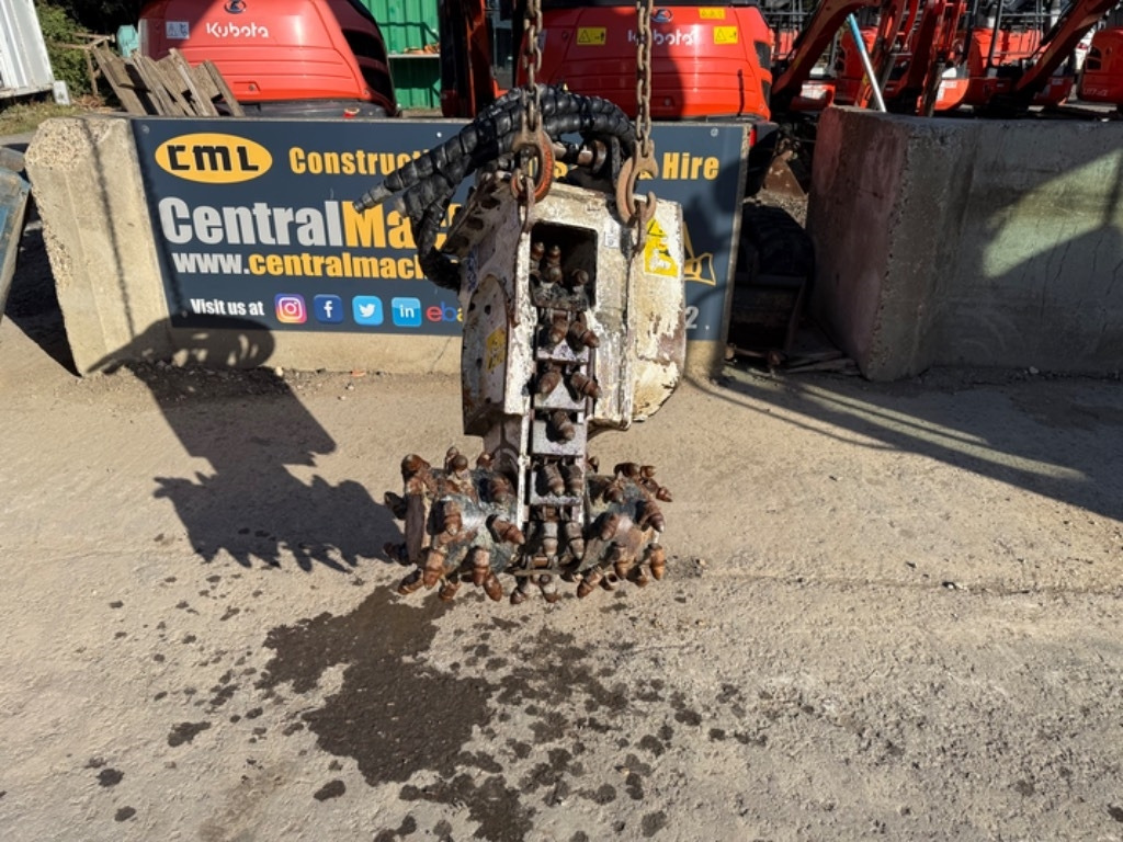 Simex TF100 - Zanjadora: foto 4 Simex TF100 - Zanjadora: foto 4